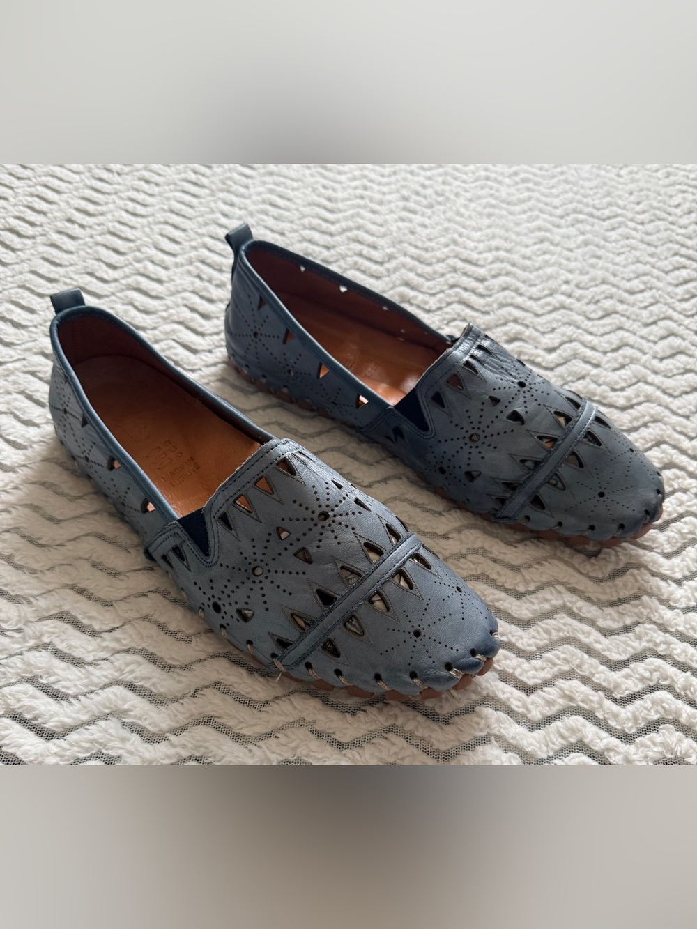 Spring Step Fusaro Blue Eyelet Leather Slip-On Comfort Flat Shoes Sz 39 (US 8.5)